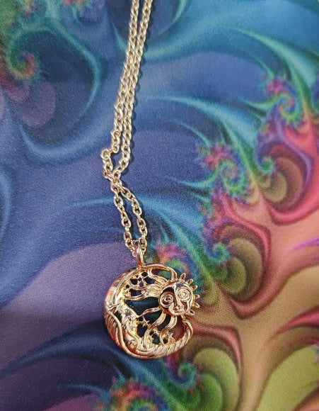 Boho Fashion Creative Engraved Sun Necklace